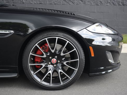 Used 2015 Jaguar XKR R RWD image 11