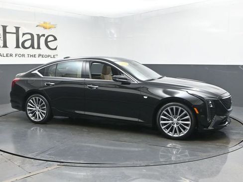 Used 2025 Cadillac CT5 Premium Luxury RWD image 1