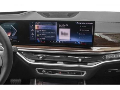 New 2026 BMW X5 xDrive50e image 12