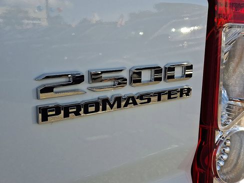Used 2026 RAM ProMaster 2500 w/ Convenience Group FWD image 30