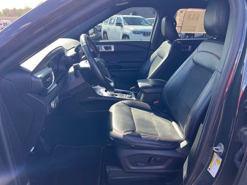 Used 2023 Ford Explorer ST-Line AWD/4WD image 21