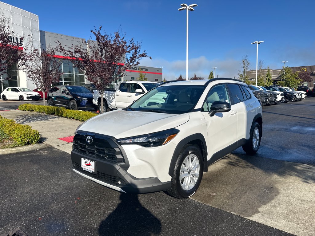 New 2026 Toyota Corolla Cross LE w/ Cold Weather Package AWD/4WD 360° Tour