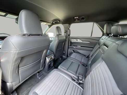 New 2026 Ford Explorer ST-Line RWD image 19