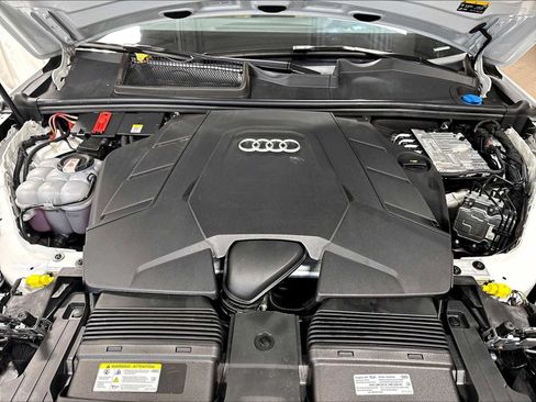 Used 2025 Audi Q7 3.0T Premium Plus AWD/4WD image 36