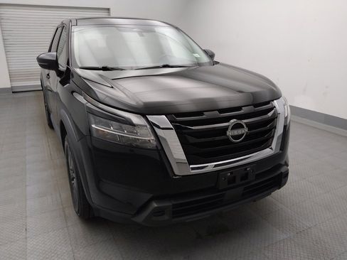 Used 2022 Nissan Pathfinder S FWD image 14