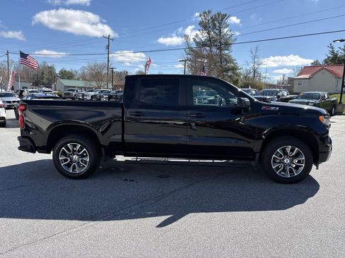 Used 2024 Chevrolet Silverado 1500 RST AWD/4WD image 9