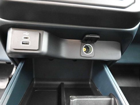 New 2025 Ford Maverick XL w/ Equipment Group 102A image 35