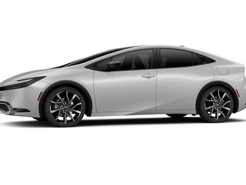 New 2026 Toyota Prius Plug-In Hybrid FWD image 3