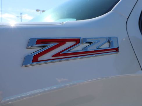 Used 2025 Chevrolet Silverado 1500 Custom Trail Boss image 9