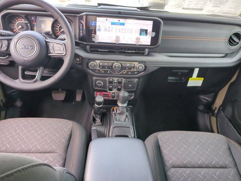 New 2026 Jeep Gladiator Mojave image 20