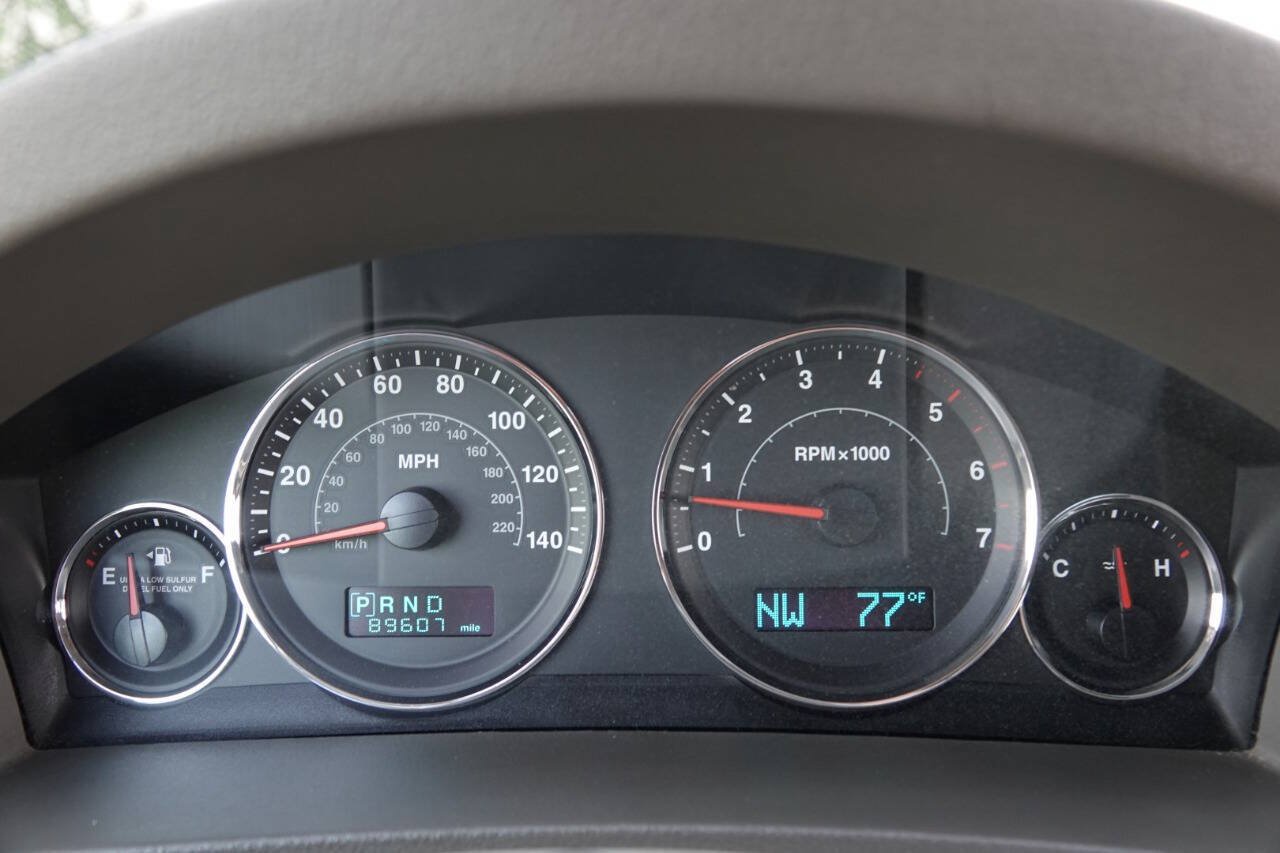 Used 2007 Jeep Grand Cherokee Overland AWD/4WD image 83