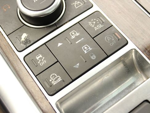 Used 2016 Land Rover Range Rover Sport HSE image 50