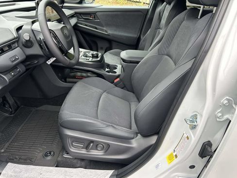New 2026 Toyota C-HR AWD/4WD image 15