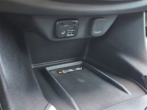 Used 2023 Chevrolet Traverse High Country w/ LPO, Floor Liner Package image 27