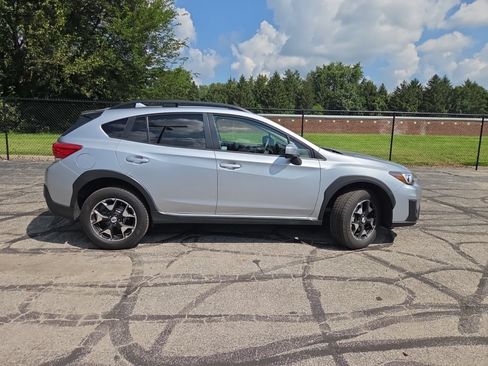 Used 2018 Subaru Crosstrek 2.0i Premium w/ Eyesight System AWD/4WD image 2