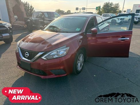 Used 2019 Nissan Sentra SV FWD image 2