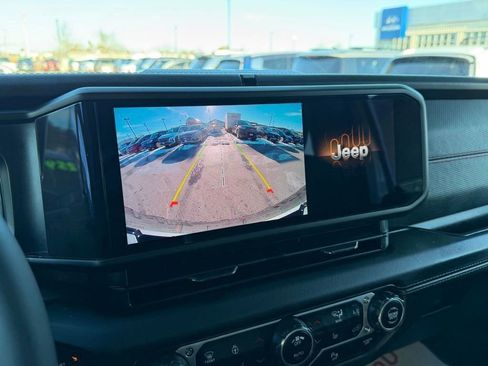 Used 2025 Jeep Wrangler Rubicon w/ Steel Bumper Group image 7