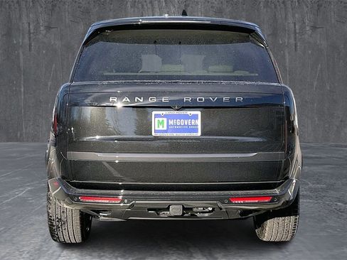 New 2025 Land Rover Range Rover SE image 4