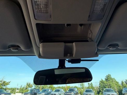 Used 2016 Toyota RAV4 LE AWD/4WD image 24