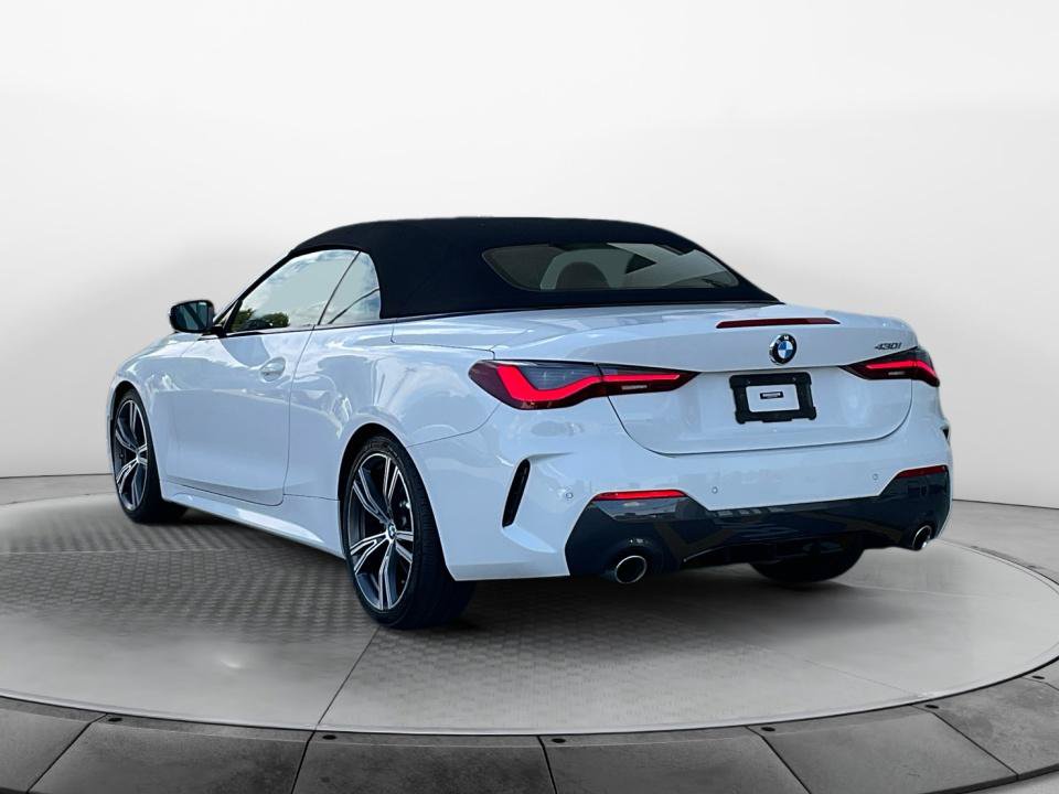Used 2022 BMW 430i Convertible w/ M Sport Package RWD image 5