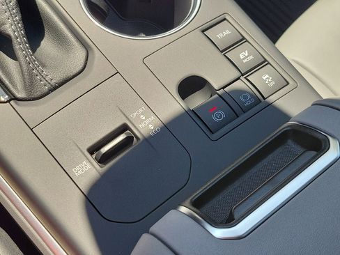 New 2026 Toyota Highlander XLE AWD/4WD image 30