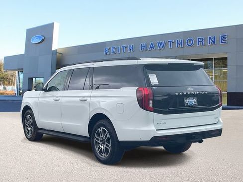 Certified 2025 Ford Expedition Max Active AWD/4WD image 4