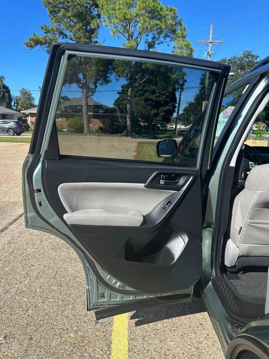 Used 2014 Subaru Forester 2.5i Limited AWD/4WD image 13
