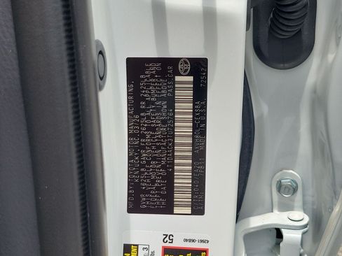 Used 2026 Toyota Camry SE FWD image 33