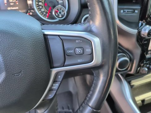 Used 2023 RAM 1500 Big Horn AWD/4WD image 30