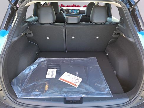 New 2026 Nissan Kicks SR w/ Cold Weather Package FWD image 20