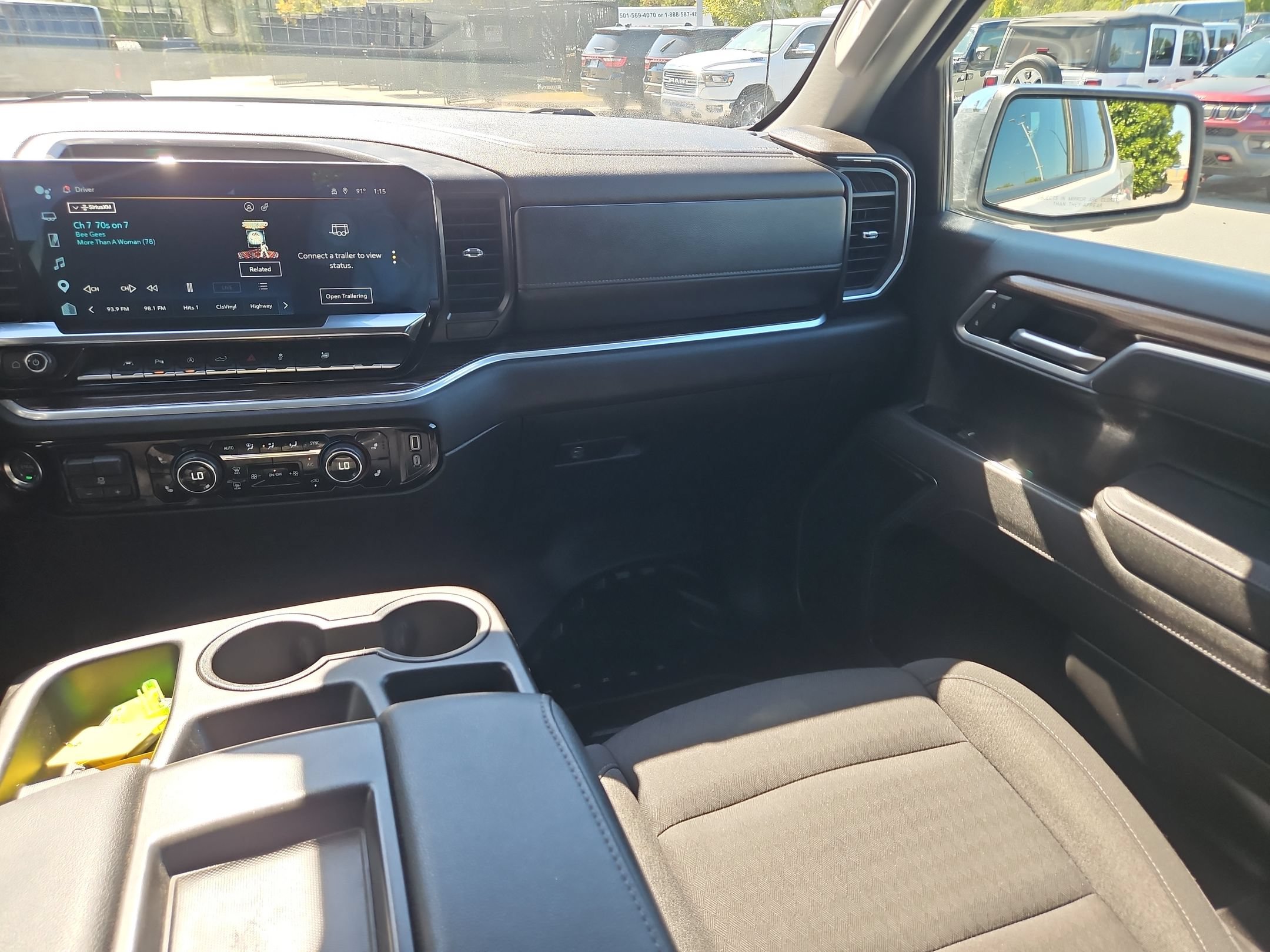 Used 2025 Chevrolet Silverado 1500 LT w/ Safety Package AWD/4WD image 11