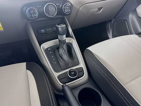 Certified 2023 Hyundai Venue SEL w/ Cargo Package FWD image 25