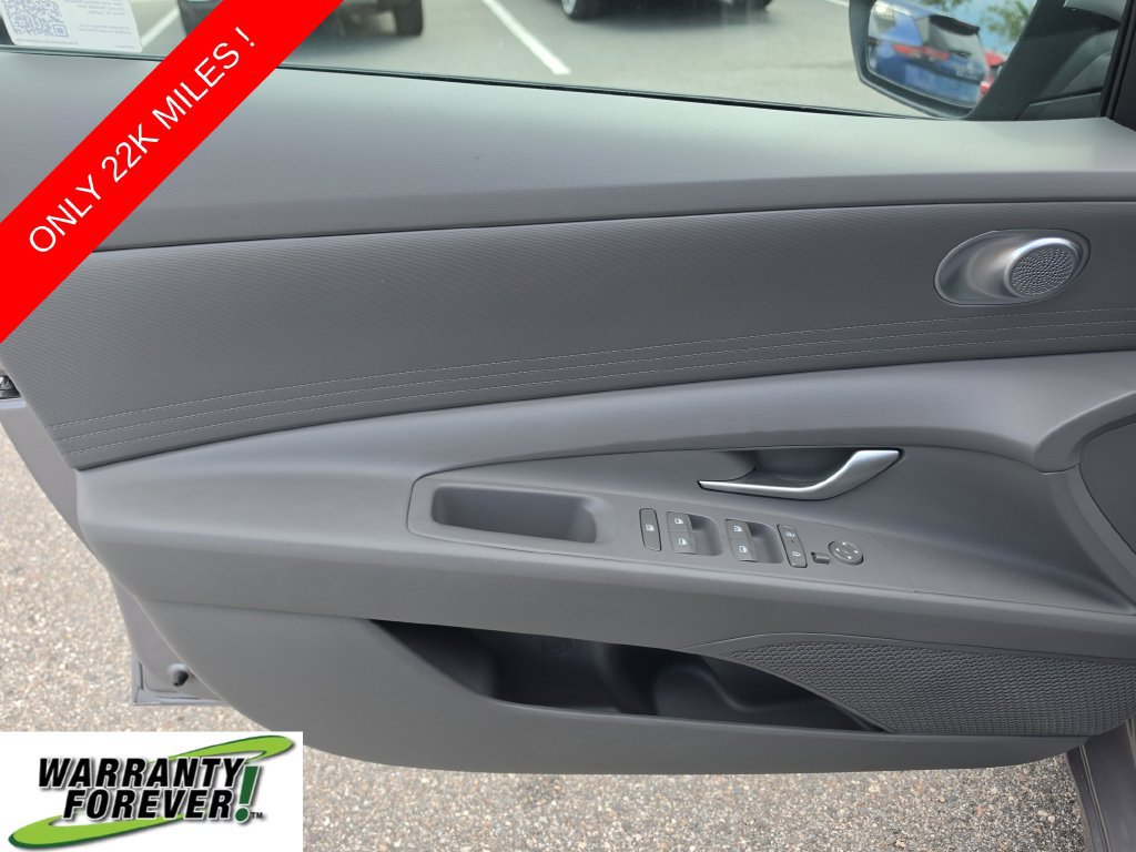 Used 2024 Hyundai Elantra SEL FWD image 16