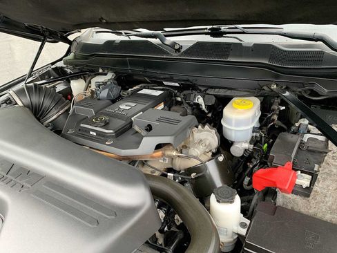 Used 2019 RAM 3500 Tradesman AWD/4WD image 25