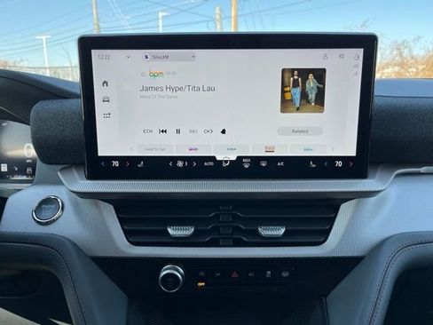 New 2026 Ford Explorer Active image 13