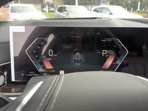 New 2026 BMW X5 xDrive40i w/ Climate Comfort Package image 11