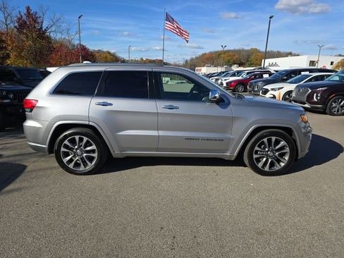 Used 2018 Jeep Grand Cherokee Overland image 6