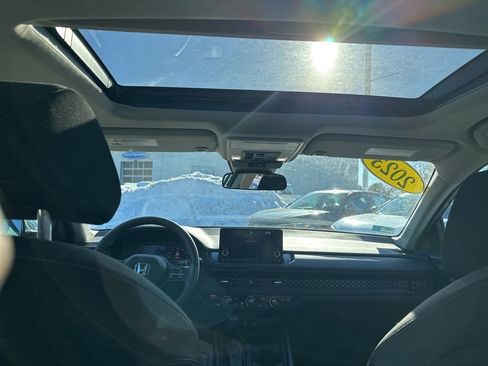 Used 2023 Honda Accord EX image 14