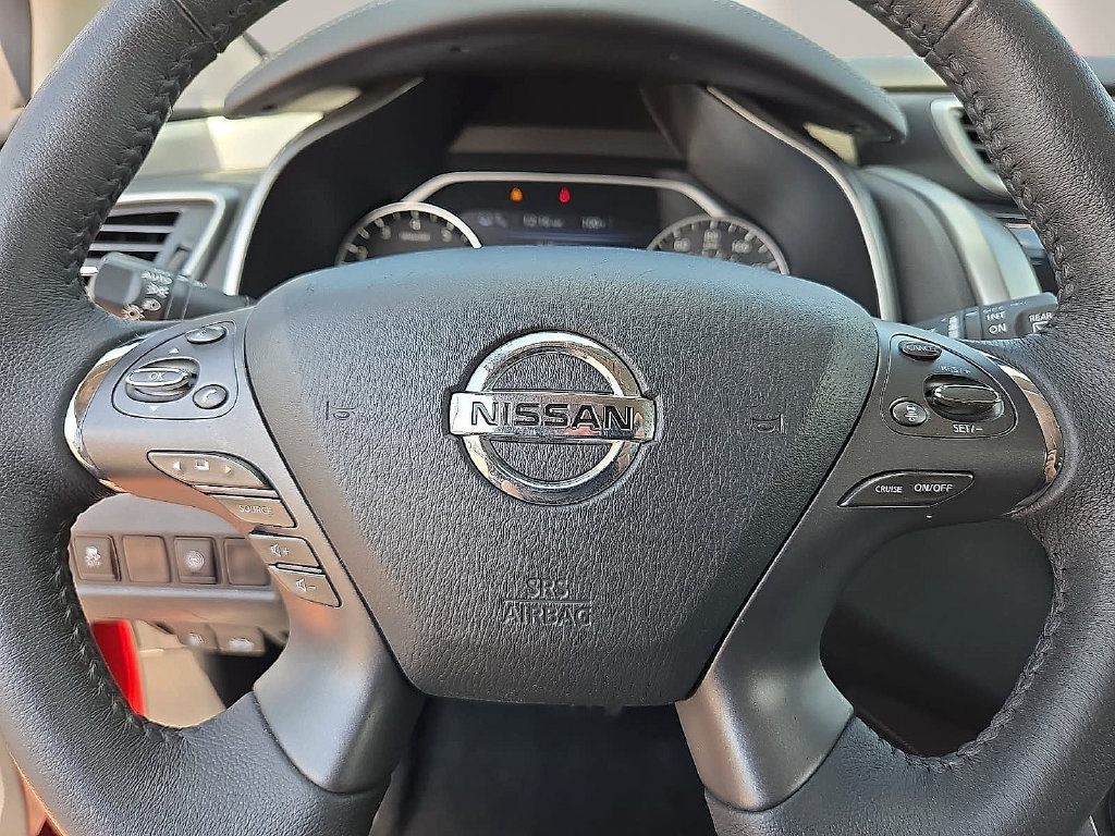 Used 2022 Nissan Murano SV FWD image 18