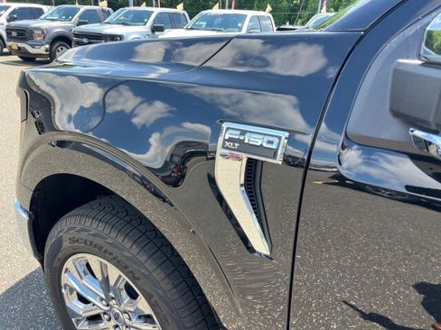 New 2026 Ford F150 XLT w/ Equipment Group 302A MID AWD/4WD image 24