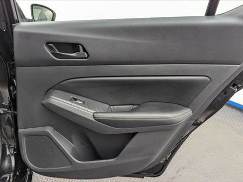 Used 2025 Nissan Altima 2.5 SV FWD image 19