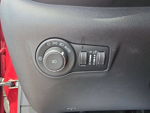 Used 2022 Jeep Compass Limited AWD/4WD image 22