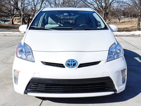 Used 2015 Toyota Prius Two image 15