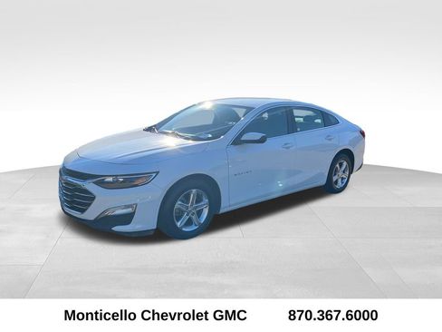 Used 2024 Chevrolet Malibu LS w/ Driver Confidence Package image 8