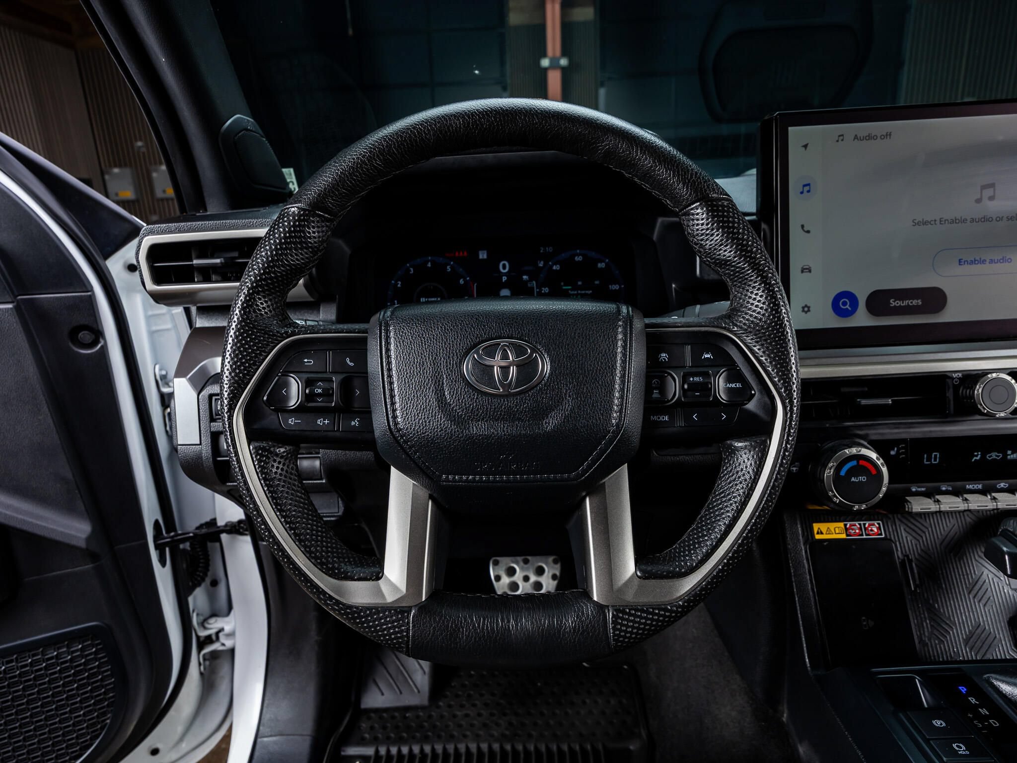 Used 2024 Toyota Tacoma TRD Sport w/ TRD Sport Upgrade Package RWD image 16