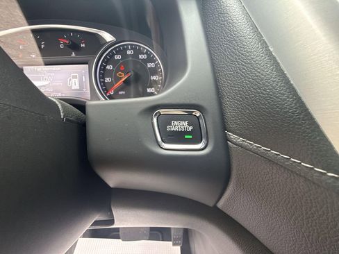 Certified 2023 GMC Acadia SLE w/ Driver Convenience Package image 21