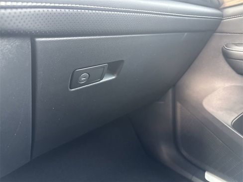 New 2026 Volkswagen Atlas SE image 41