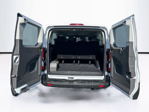 Certified 2024 Ford Transit 350 XLT image 21