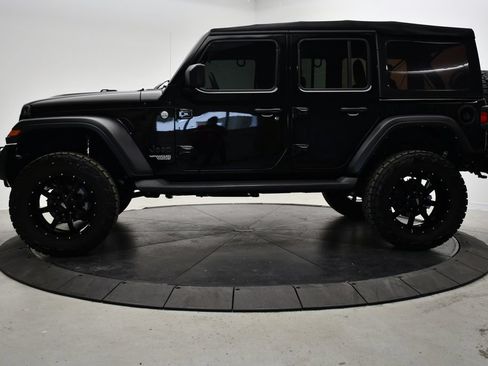 Used 2021 Jeep Wrangler Unlimited Sport AWD/4WD image 2