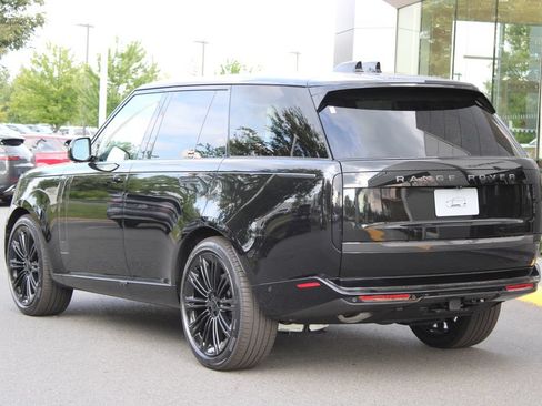 New 2026 Land Rover Range Rover SE AWD/4WD image 5